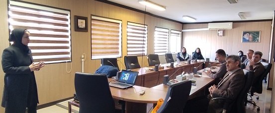  بررسی و بهبود کاربردپذیری دستگاه های تنفس مصنوعی )ونتیلاتورها(&nbsp; &nbsp;با استفاده از رویکرد تلفیقی طراحی ارگونومی و تجربه کاربری 