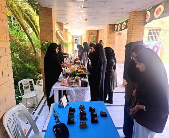 استقبال از غرفه فروش محصولات خانگی و دستساز