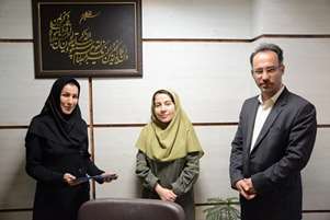 انتخاب سرکار خانم فاطمه افتخاریان به عنوان کتابدار برگزیده